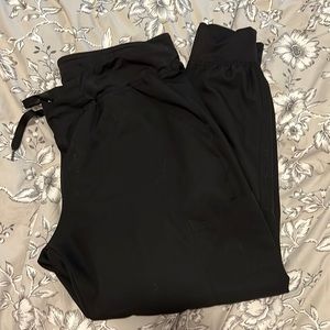 Womens medium petite med couture black jogger scrub pants
